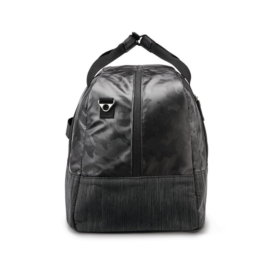 Quadrion 20" Duffel in the color . image number 3